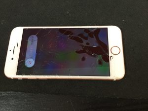 iPhone 6sフロントパネル交換